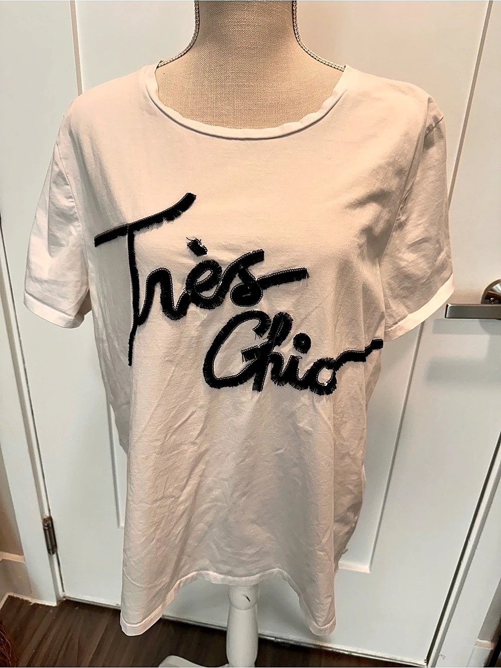 Karl Lagerfeld Paris Tres Chic Fringe Logo Short Sleeve T-Shirt Tee White